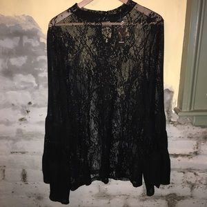 Lace bell sleeve blouse